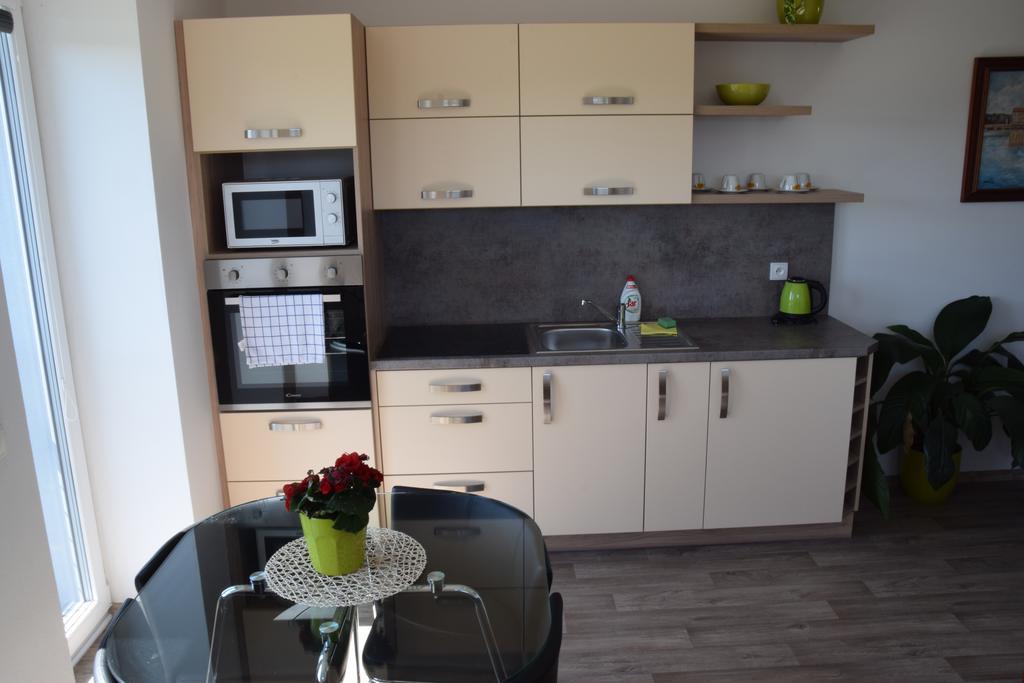 Penzion Na Samotach Apartment Jindřichŭv Hradec Exterior foto
