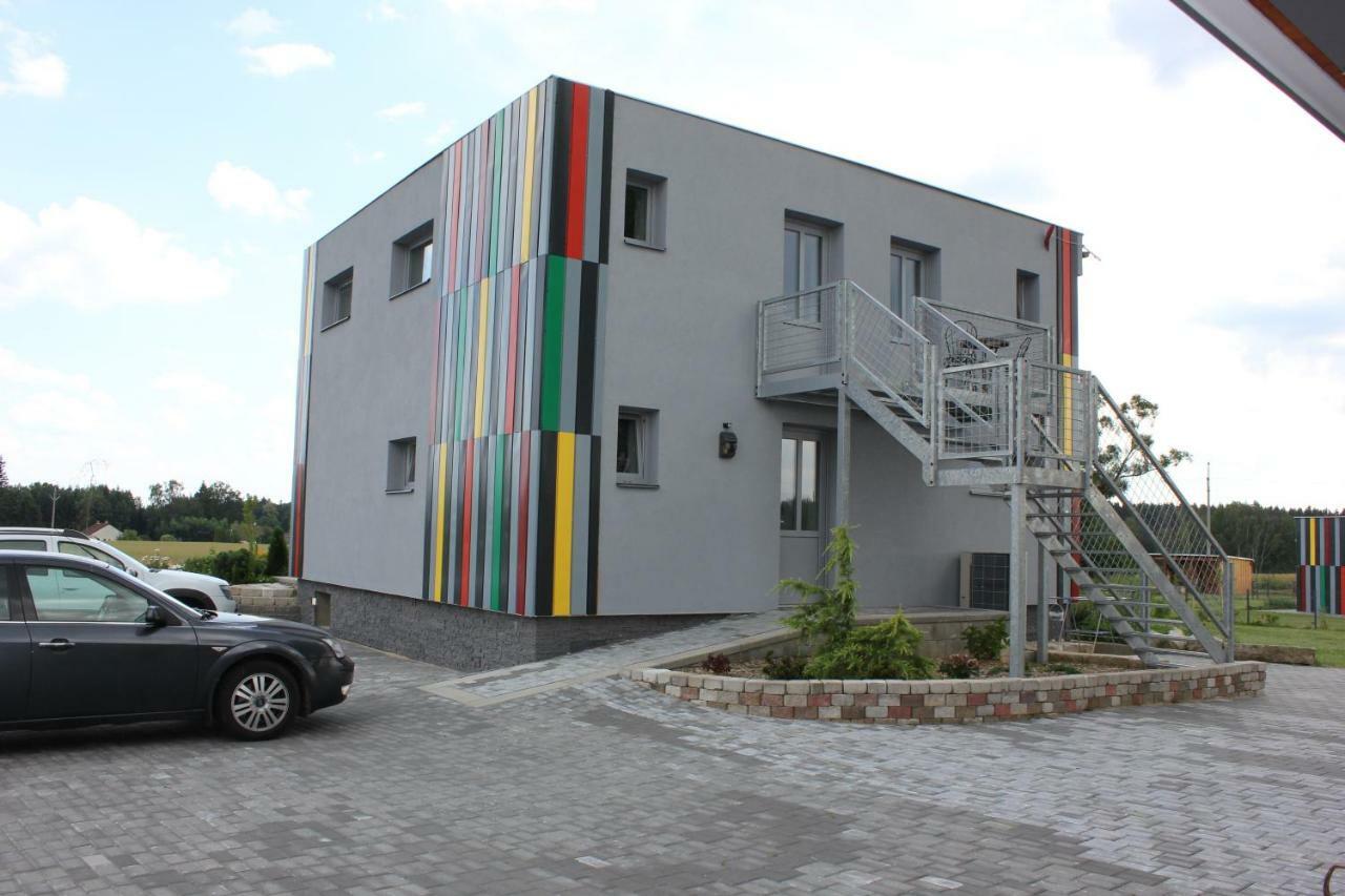 Penzion Na Samotach Apartment Jindřichŭv Hradec Exterior foto